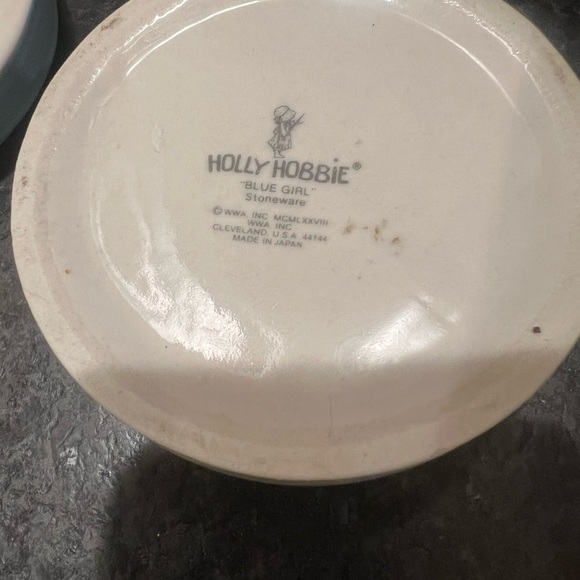 Vintage Holly Hobby Trinket box “Blue Girl” - Picture 4 of 4